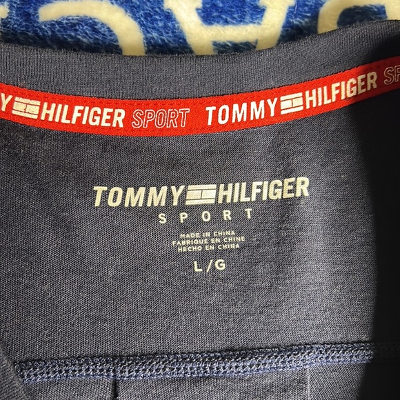 Red,white and blue Tommy Hilfiger t shirt - Picture 3 of 4